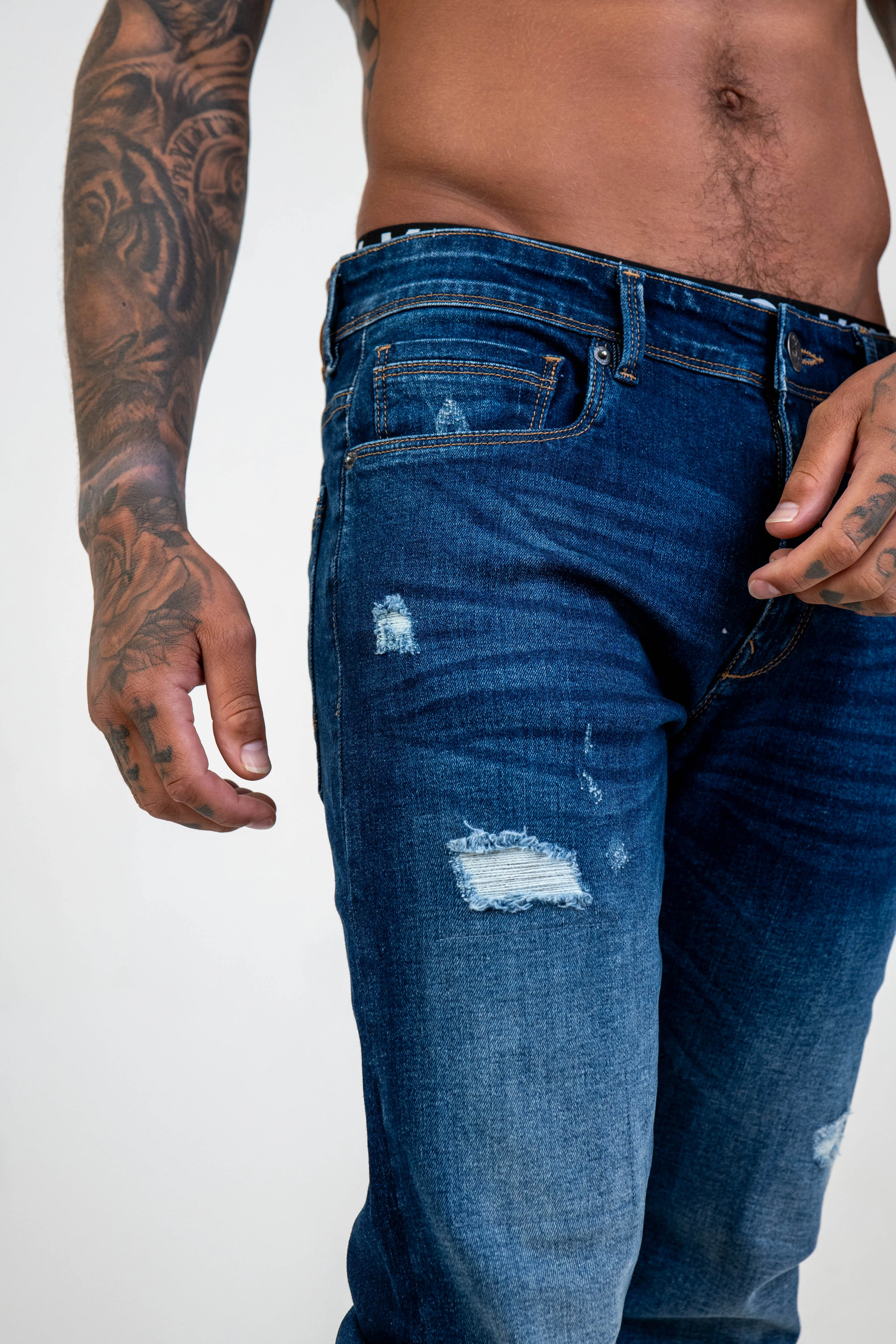 Belmont Tapered Jeans - Dark Blue