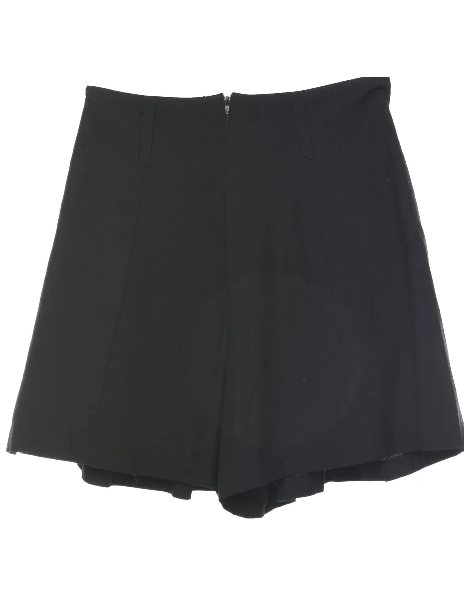 Black Shorts - W28 L5