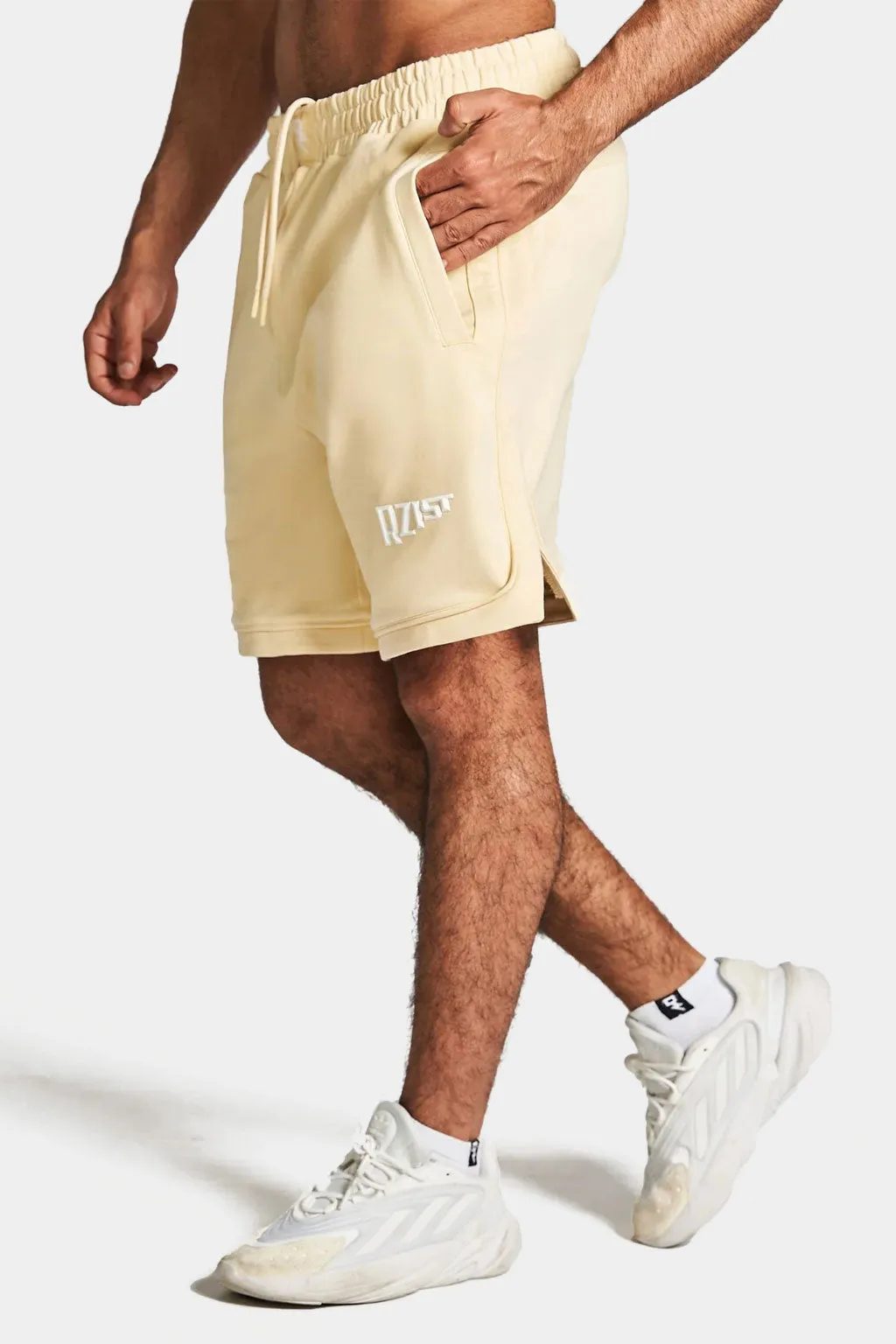 Rzist - Never Settle Men's Casual Shorts