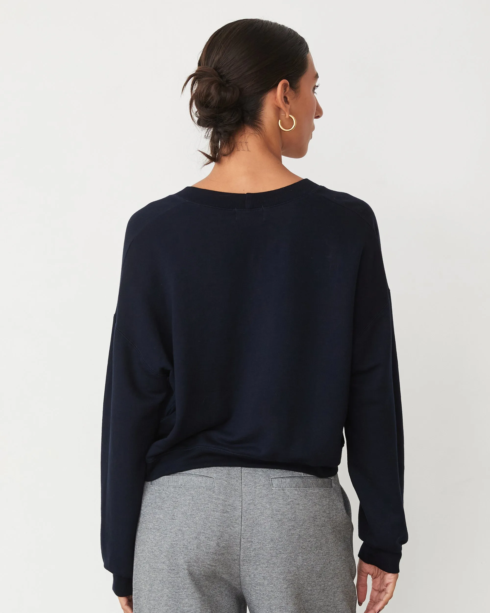 Softfleece Crop V Neck Sweatshirt