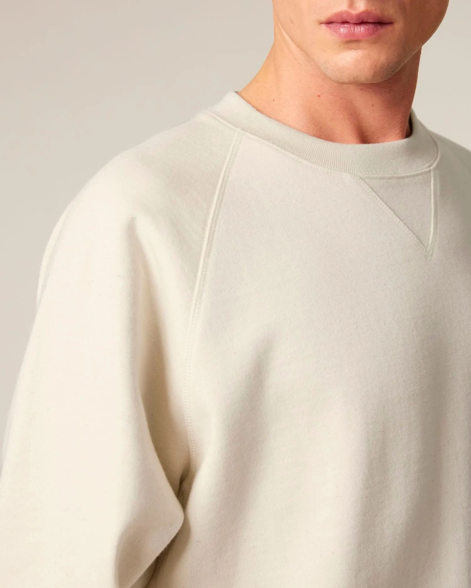 Unisex Organic Cotton Relaxed Raglan Sweatshirt - 400 GSM | Knoxer STSU201