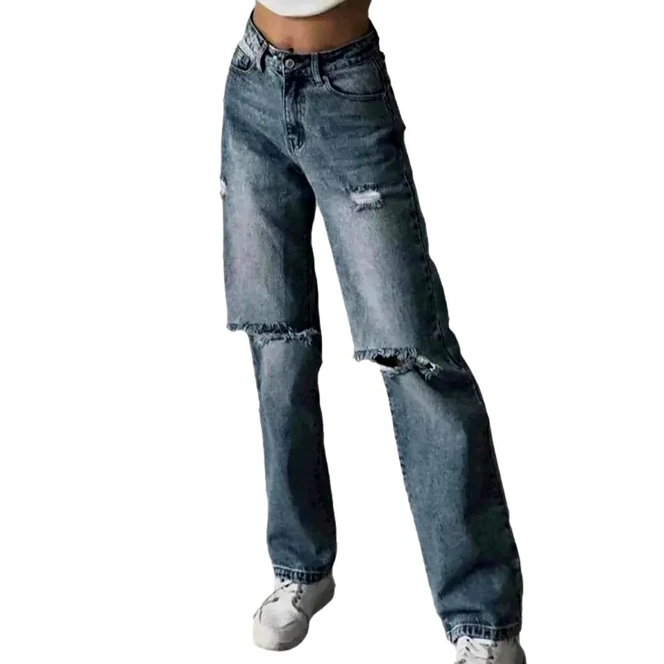 Whiskered grunge jeans for ladies