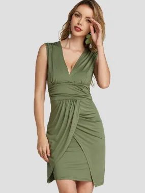 Wholesale Army Green V-Neck Sleeveless Plain Pleated Wrap Mini Dresses